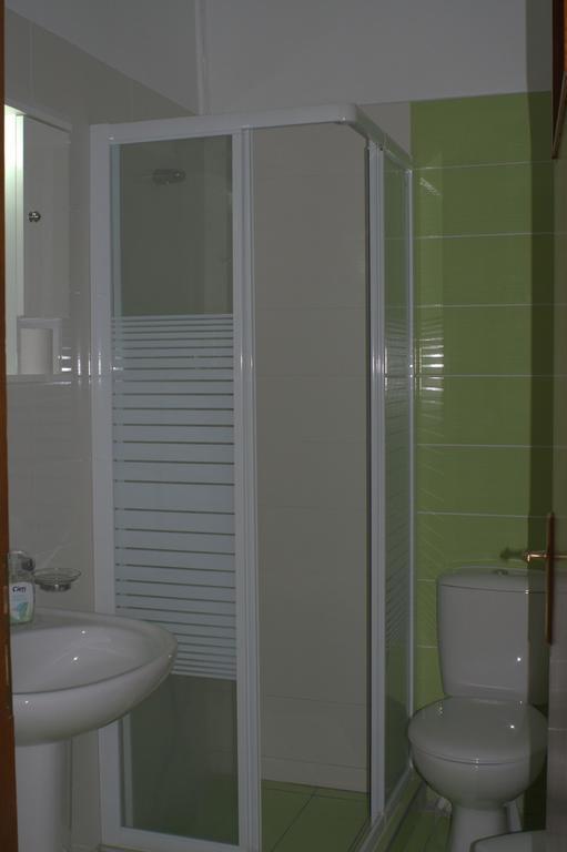 Nikolaki Rooms Porto Rafti Ngoại thất bức ảnh