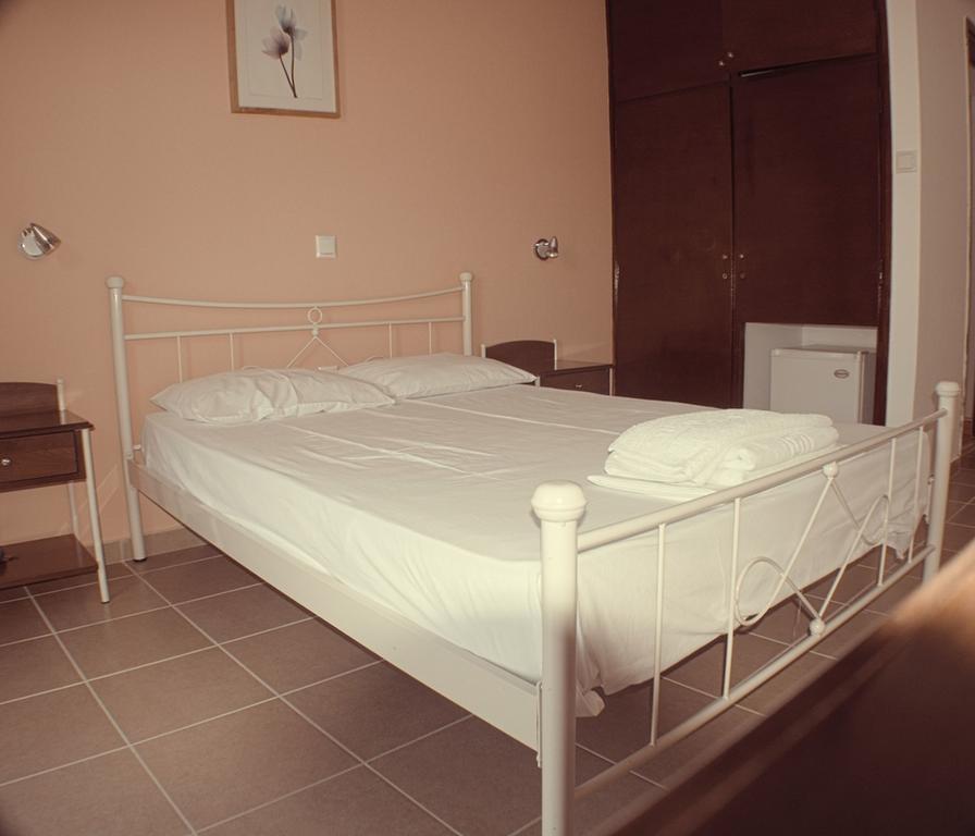 Nikolaki Rooms Porto Rafti Ngoại thất bức ảnh
